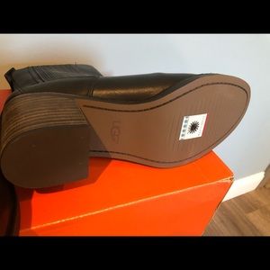 UGG women’s boots sz 8.5